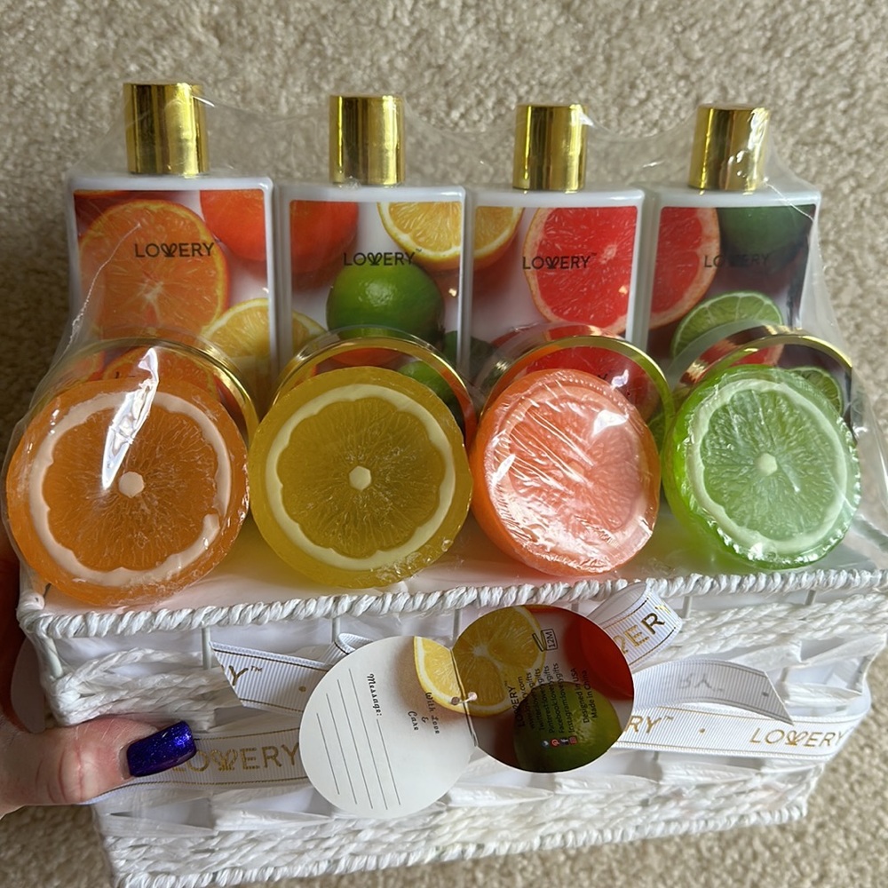 Lovery Fragrance Bath set - Picture 2 of 8